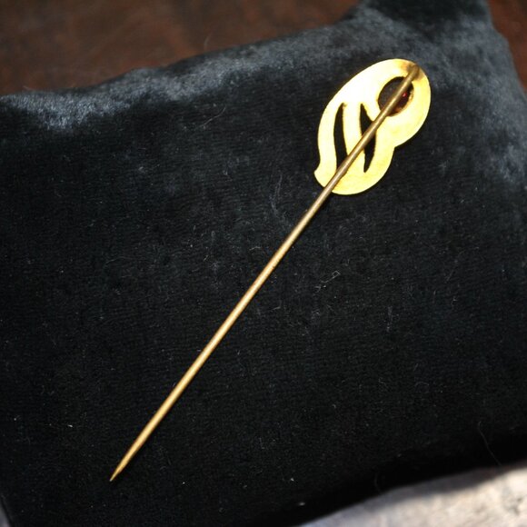 Antique Greek Key Art Nouveau Stick / Tie Pin with Red-Pink Glass - Picture 7 of 8